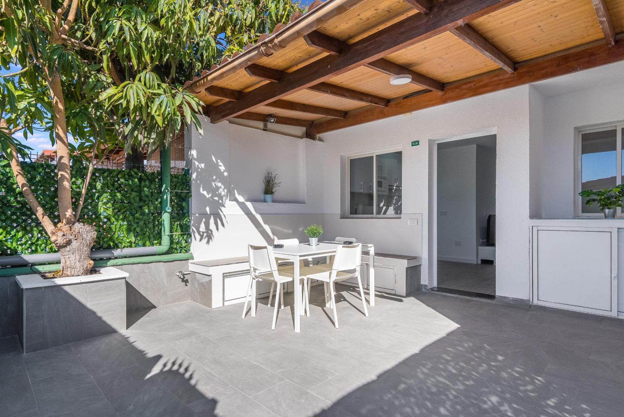 Home2book Vibrant Stay, Pool & Terrace Maspalomas (Gran Canaria)