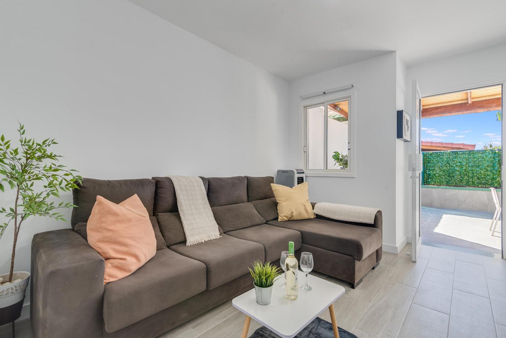 Apartment Home2book Vibrant Stay, Pool & Terrace *